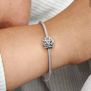 Pandora Hearts All Over Charm